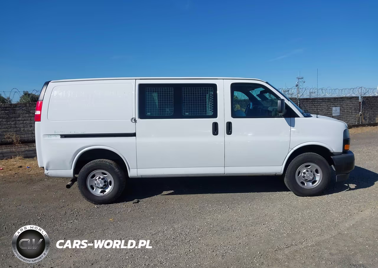 2018 Chevrolet Express 2500 Work Van VIN:1GCWGAFP5J1283748 - 13