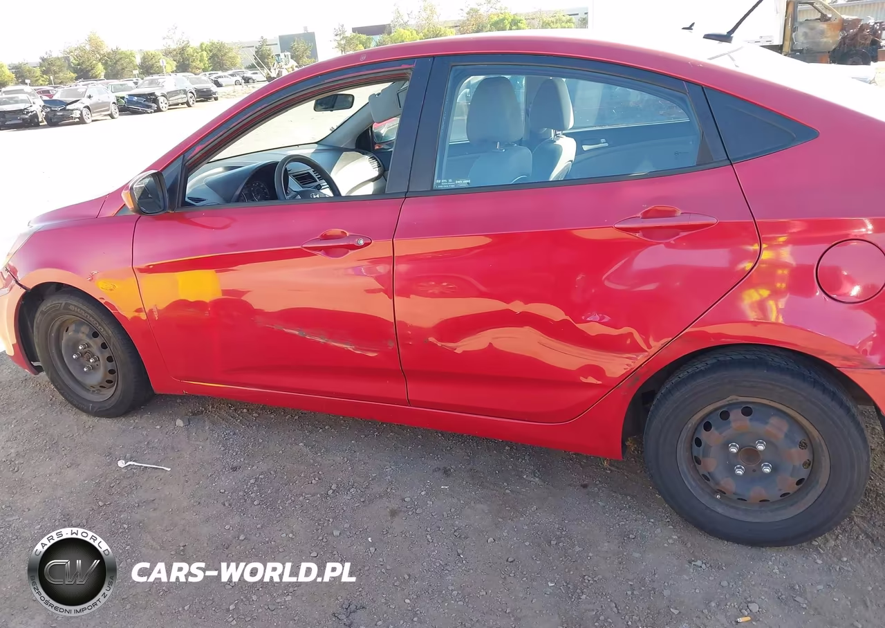 2013 Hyundai Accent Gls VIN:KMHCT4AE8DU445487 - 12