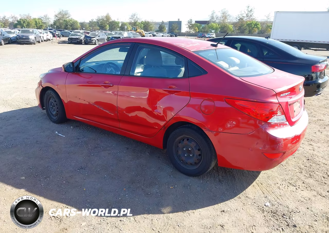 2013 Hyundai Accent Gls VIN:KMHCT4AE8DU445487 - 3