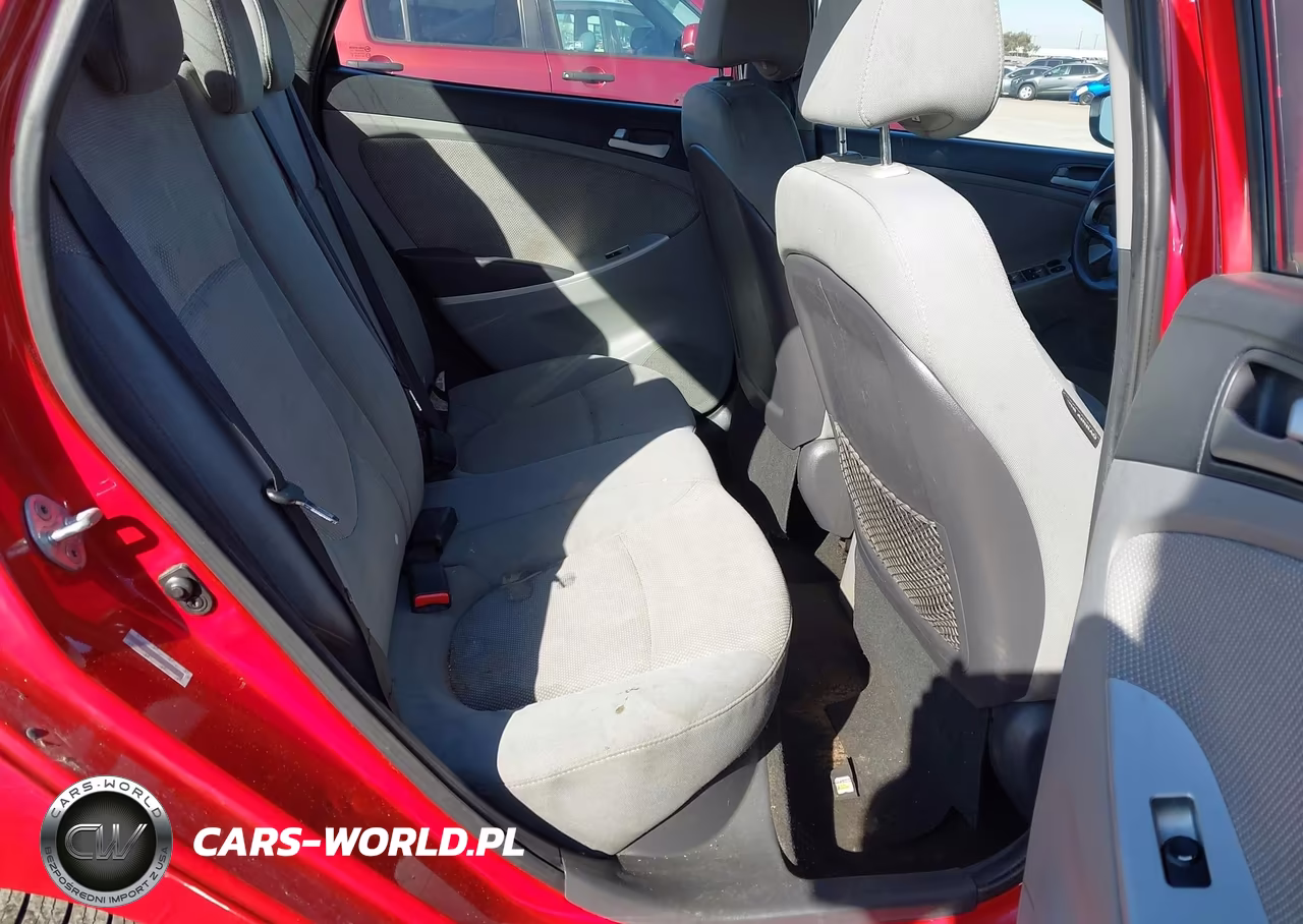 2013 Hyundai Accent Gls VIN:KMHCT4AE8DU445487 - 8
