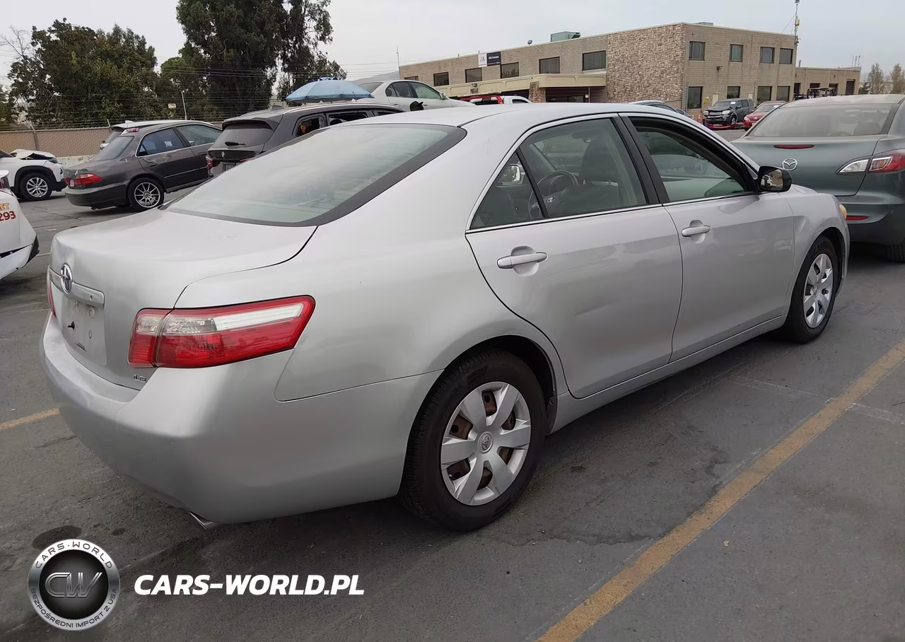 2007 Toyota Camry Le V6 VIN:4T1BK46K17U021960 - 4