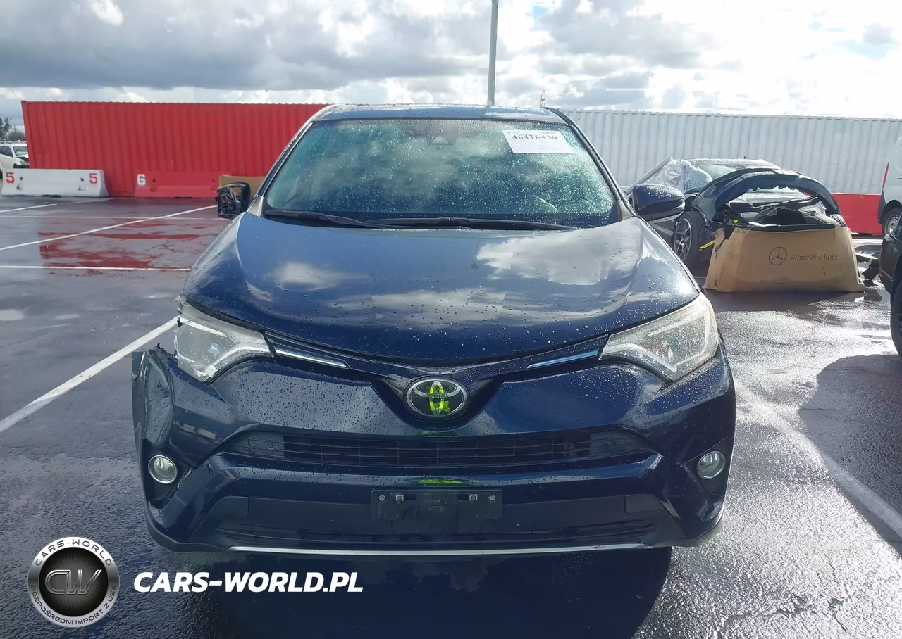2018 Toyota Rav4 Xle VIN:JTMWFREV4JJ729924 - 12