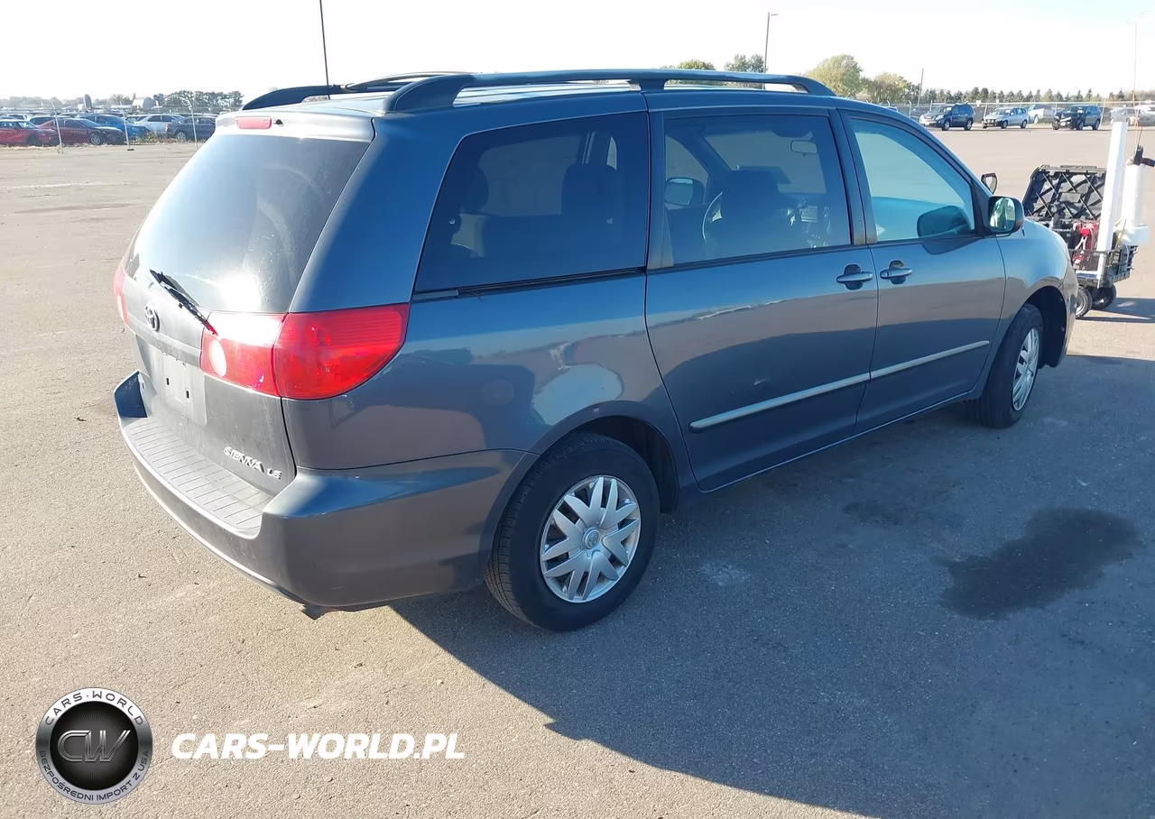 2007 Toyota Sienna Le VIN:5TDZK23C07S083617 - 4