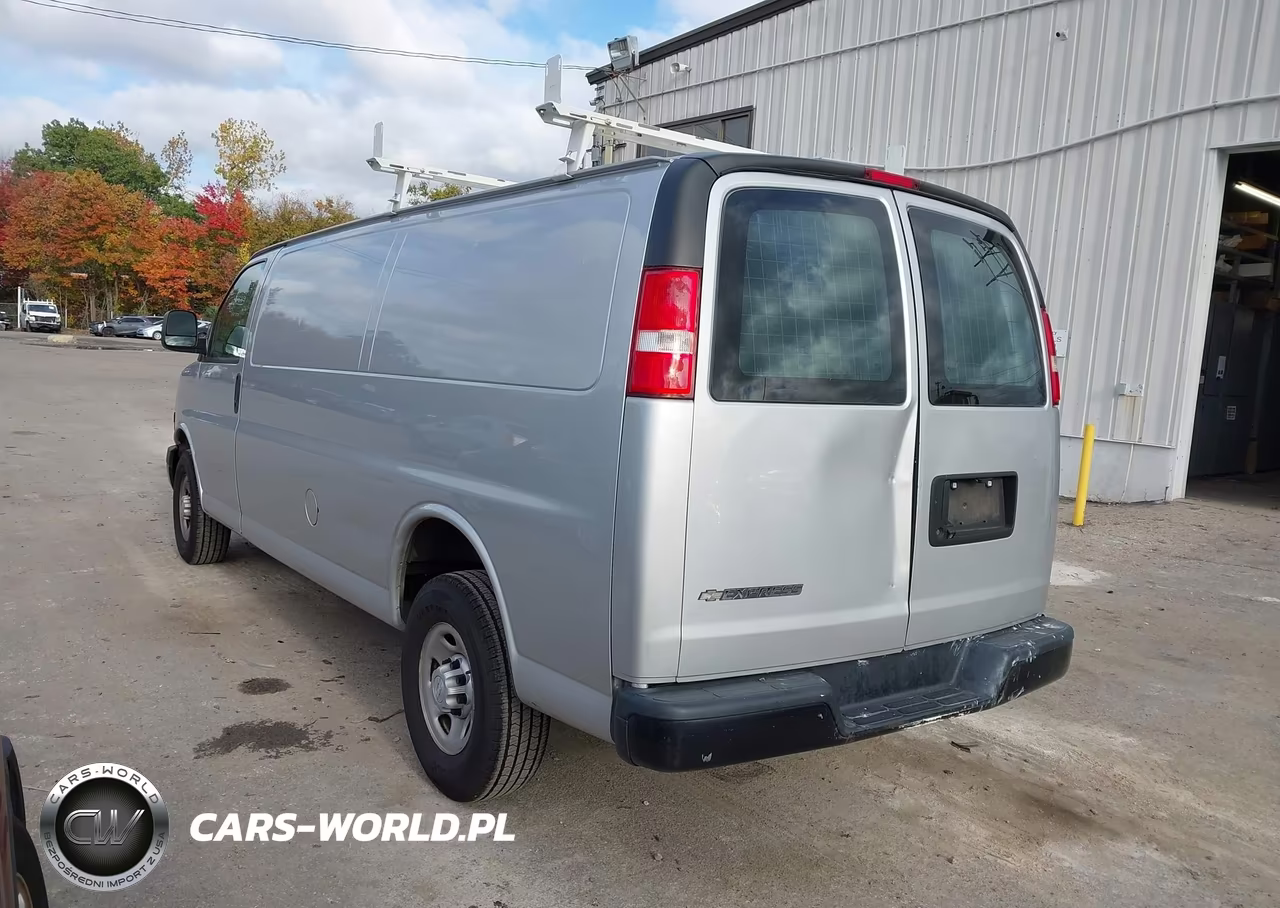 2018 Chevrolet Express 3500 Work Van VIN:1GCZGHFP4J1335148 - 3