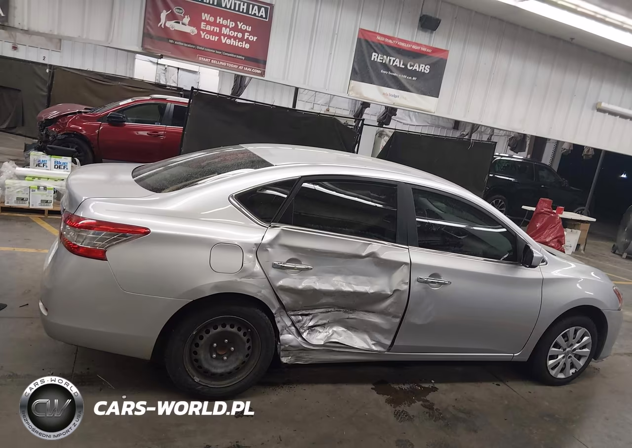 2015 Nissan Sentra S VIN:3N1AB7AP1FY338219 - 13