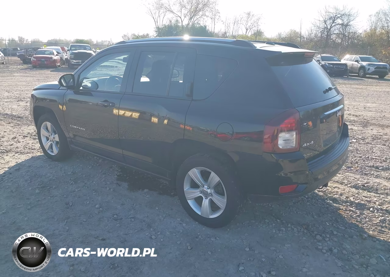 2014 Jeep Compass Latitude VIN:1C4NJDEB6ED501737 - 3