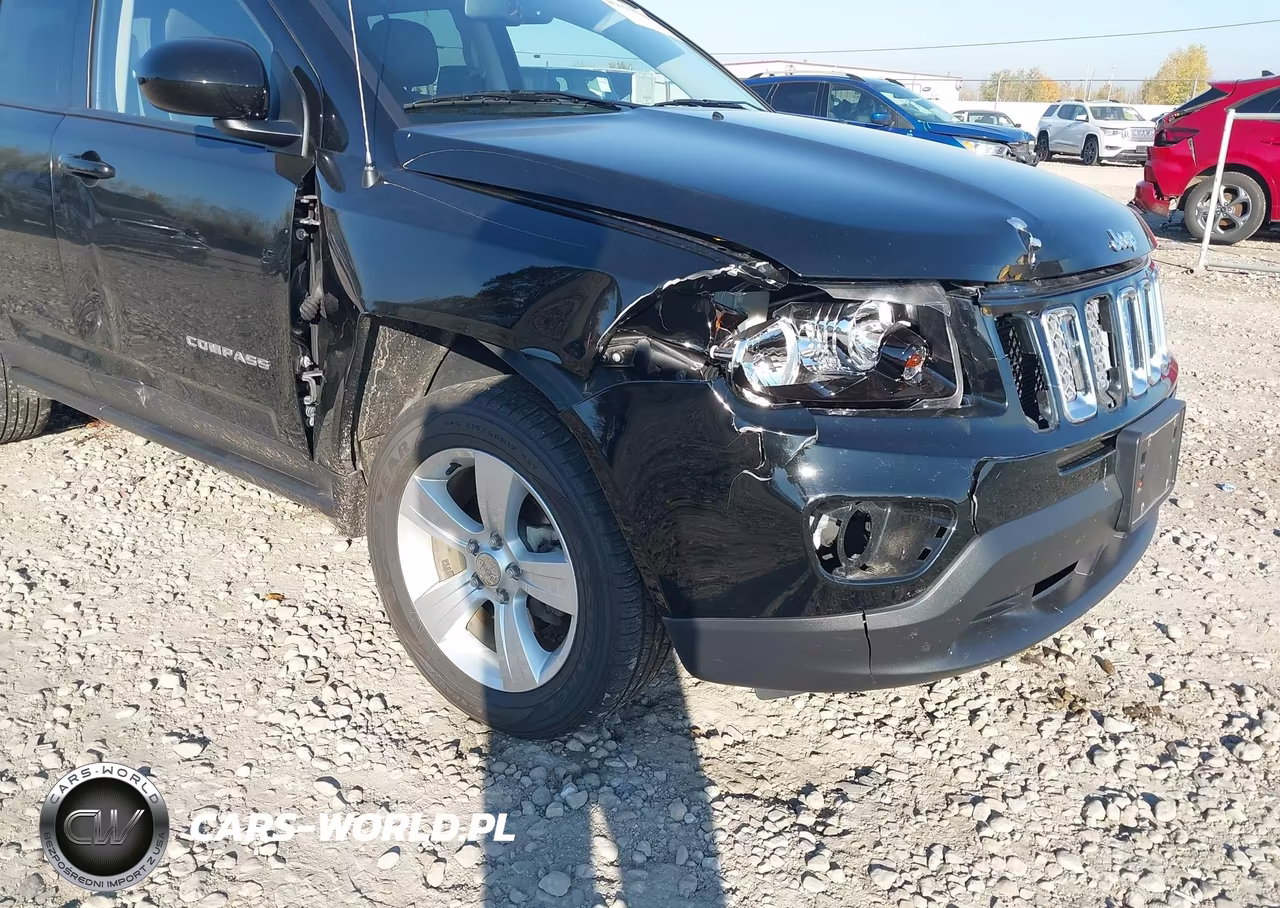 2014 Jeep Compass Latitude VIN:1C4NJDEB6ED501737 - 6