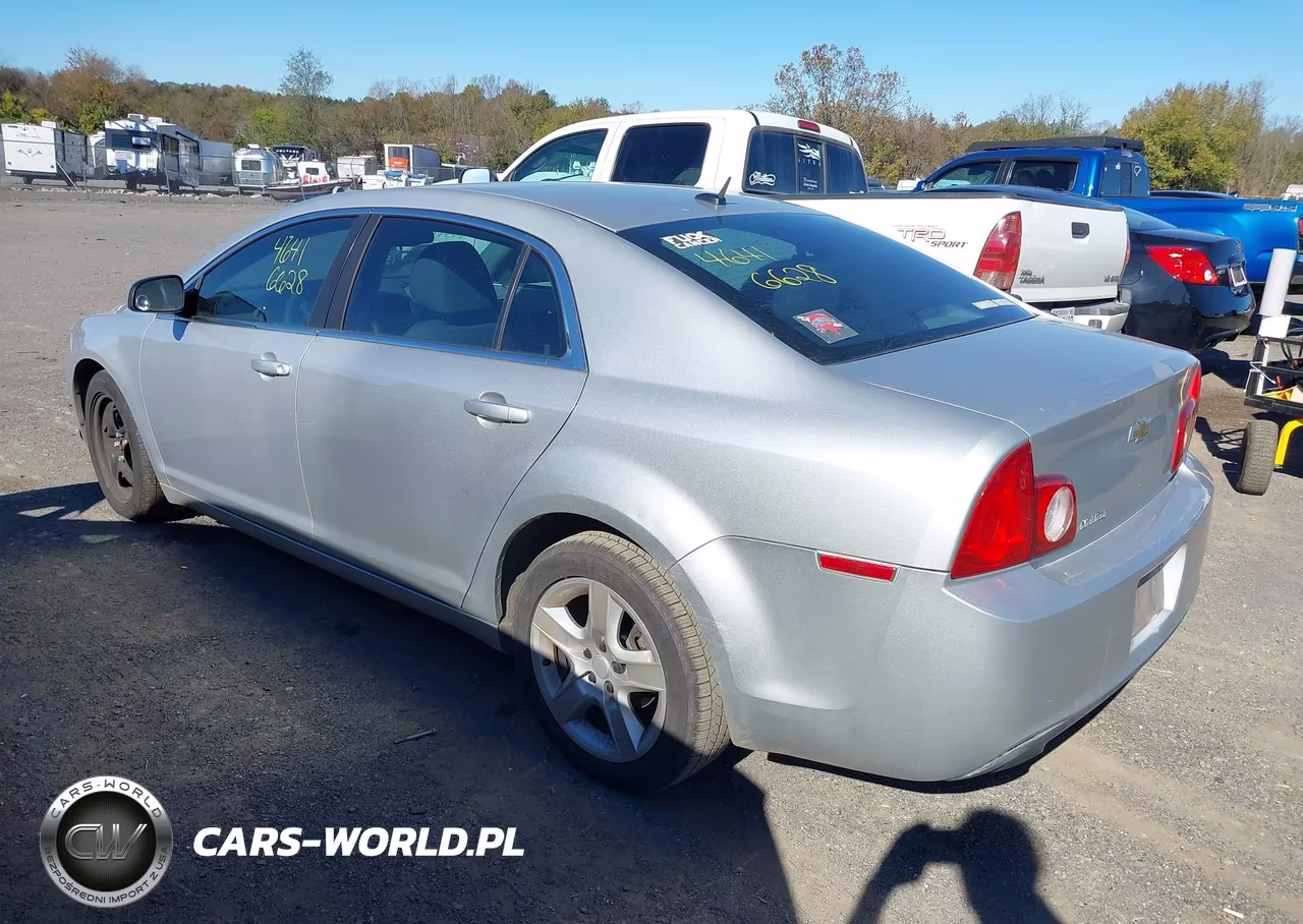 2011 Chevrolet Malibu Ls VIN:1G1ZB5E19BF137186 - 3