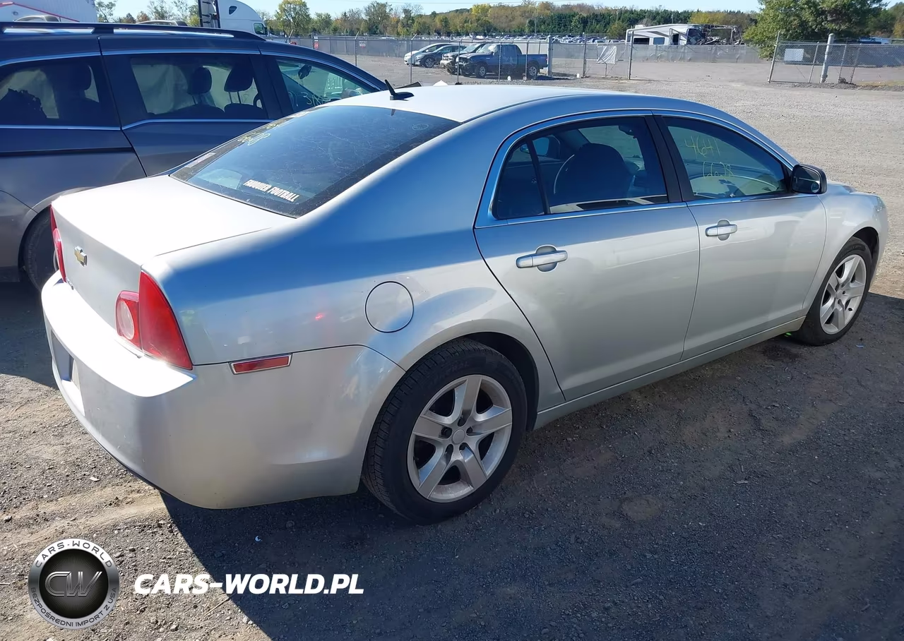 2011 Chevrolet Malibu Ls VIN:1G1ZB5E19BF137186 - 4