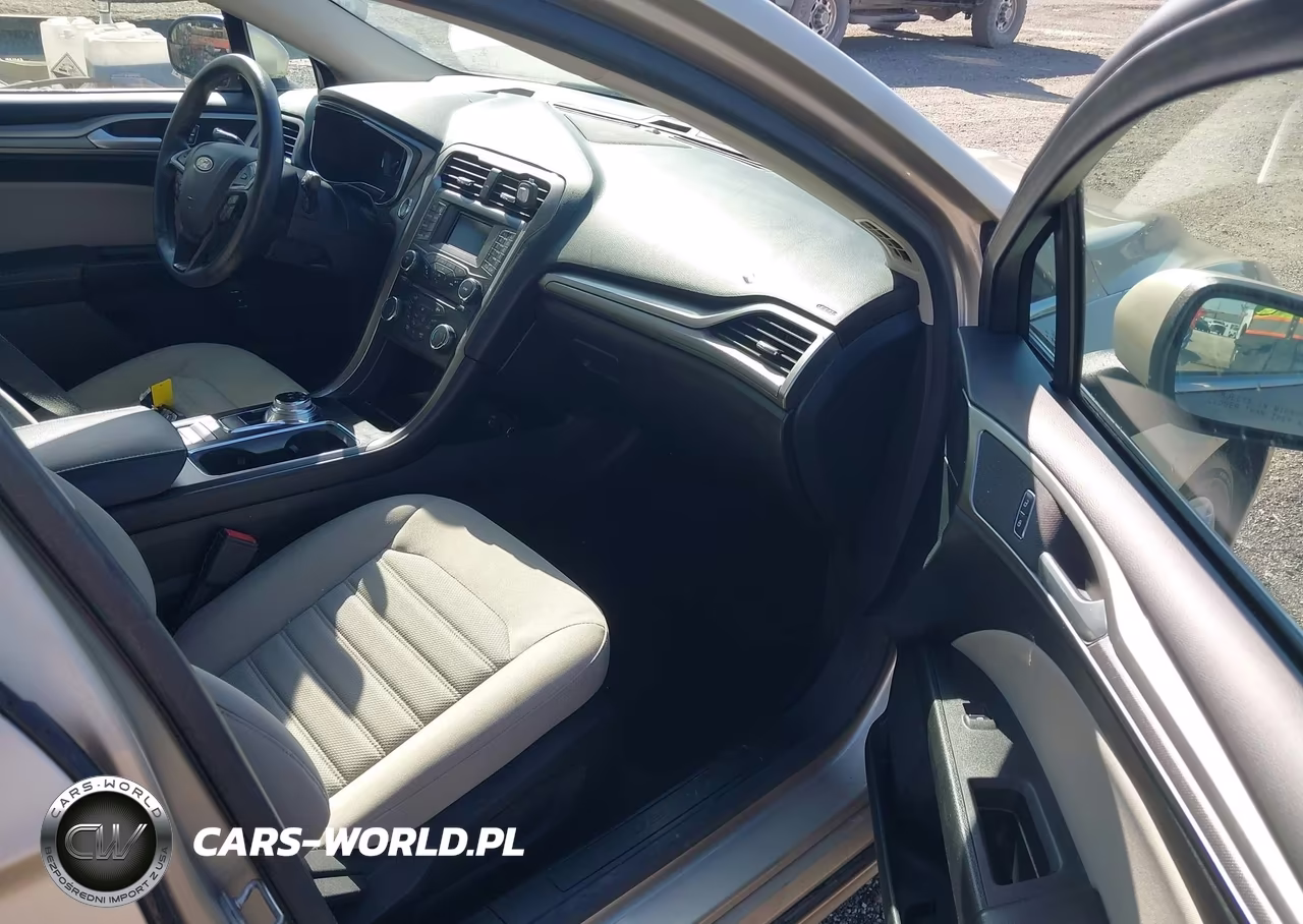 2018 Ford Fusion Hybrid S VIN:3FA6P0UU6JR101165 - 5
