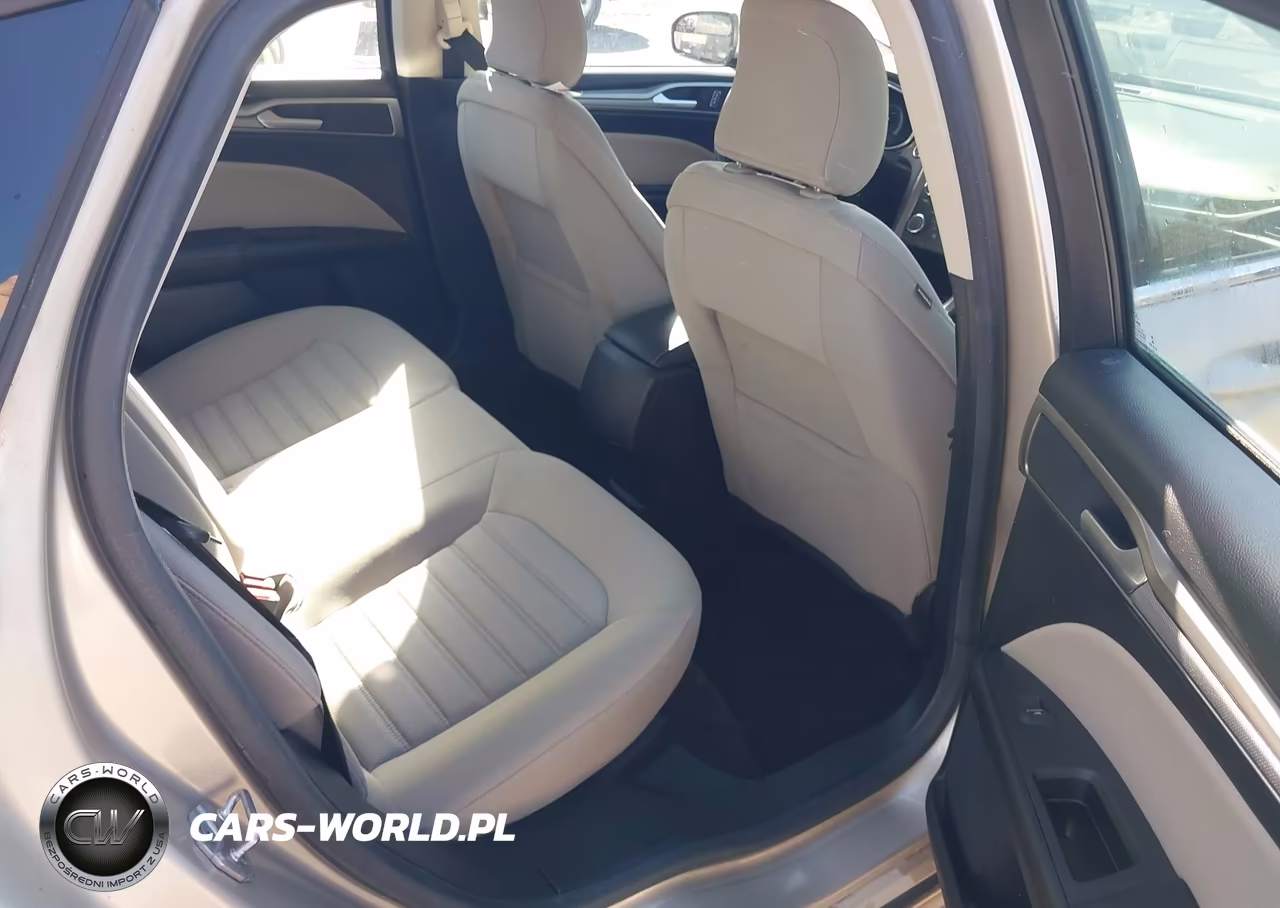 2018 Ford Fusion Hybrid S VIN:3FA6P0UU6JR101165 - 8