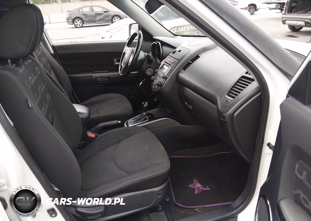 2013 Kia Soul + VIN:KNDJT2A67D7557155 - 5