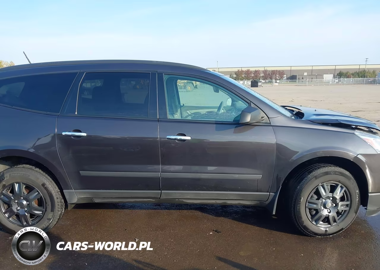 2017 Chevrolet Traverse Ls VIN:1GNKRFED5HJ250036 - 13