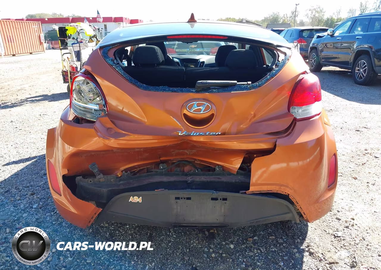 2012 Hyundai Veloster Base W-Black VIN:KMHTC6AD5CU024926 - 6