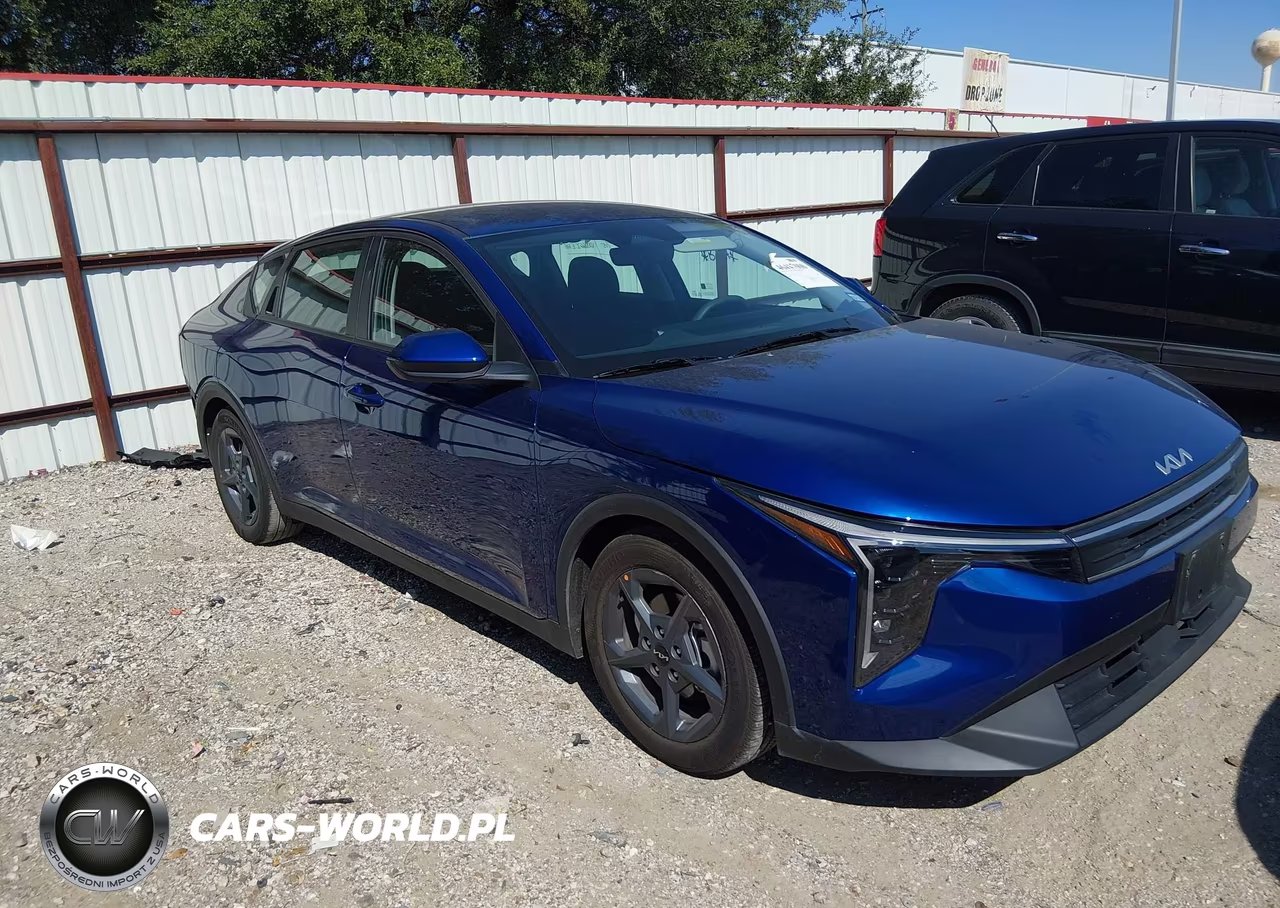 2026 Kia K4 Lxs – zdjęcie 1 z 18