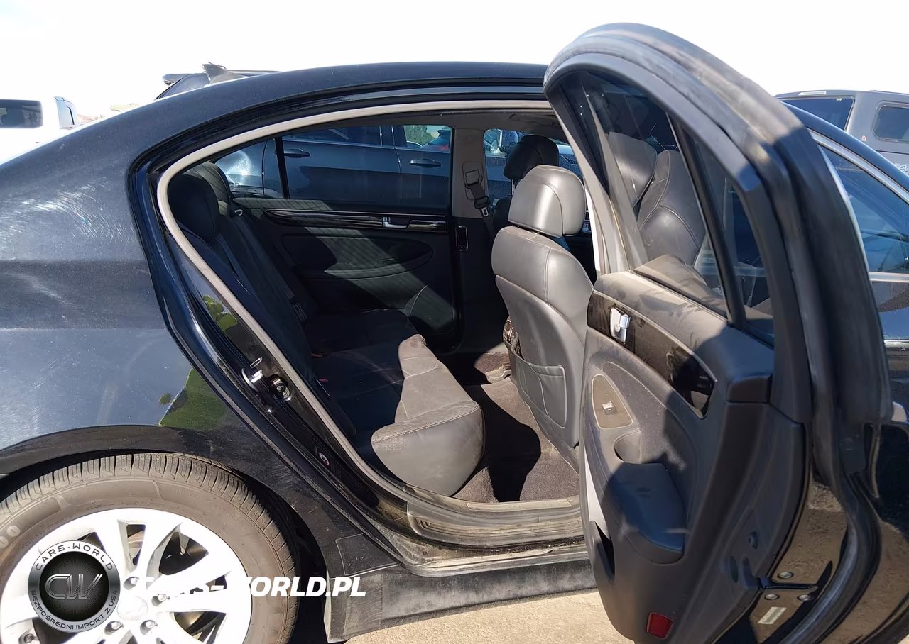 2012 Hyundai Genesis 3.8 VIN:KMHGC4DD0CU196346 - 8