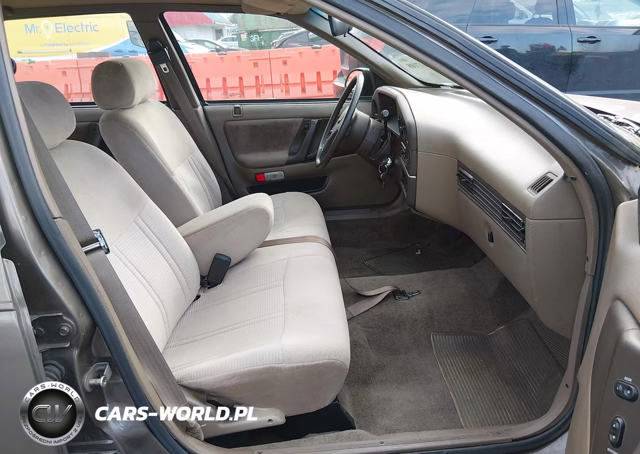 1986 Ford Taurus VIN:1FABP30U9GG266875 - 5