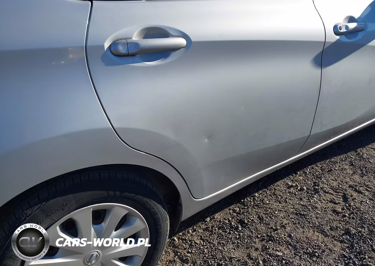 2015 Nissan Versa Note S Plus VIN:3N1CE2CP0FL430998 - 14