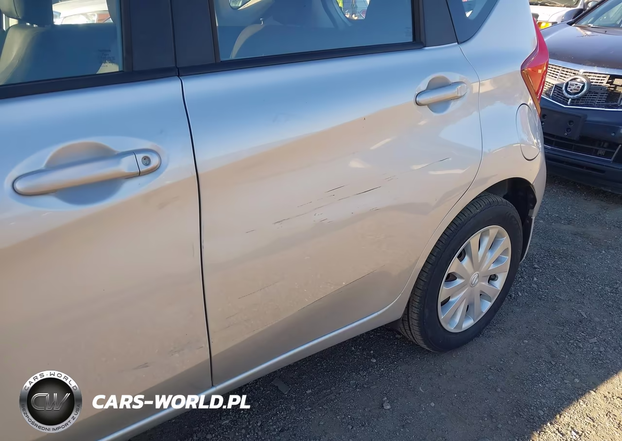 2015 Nissan Versa Note S Plus VIN:3N1CE2CP0FL430998 - 6