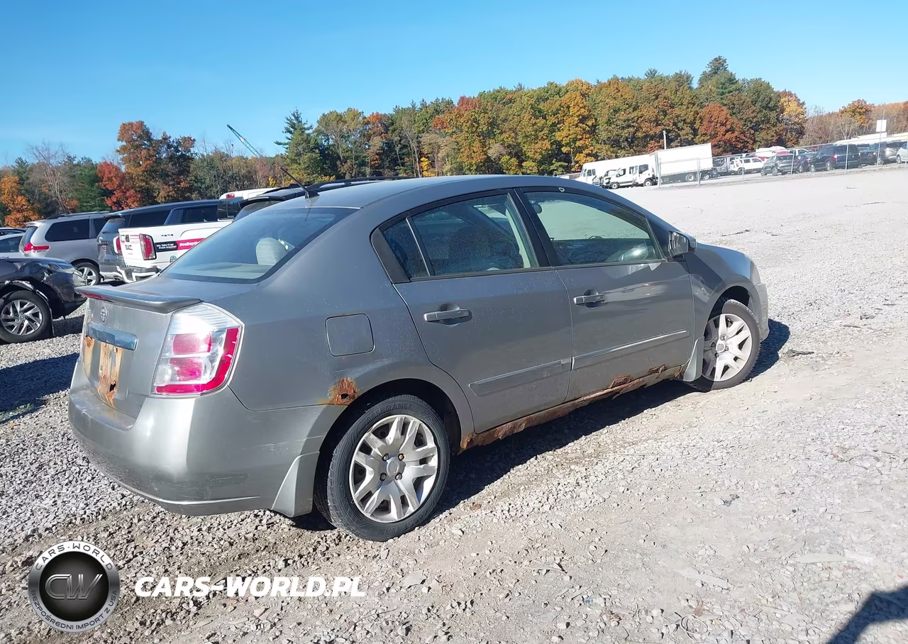 2011 Nissan Sentra 2.0S VIN:3N1AB6AP7BL614758 - 4