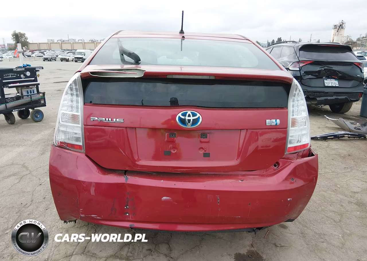 2014 Toyota Prius Two VIN:JTDKN3DU4E1779266 - 15