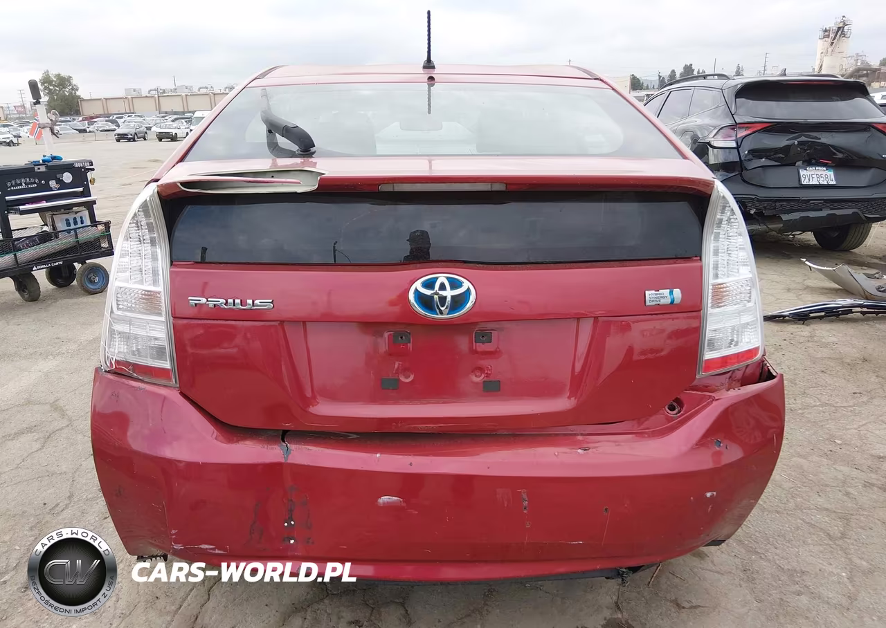 2014 Toyota Prius Two VIN:JTDKN3DU4E1779266 - 6