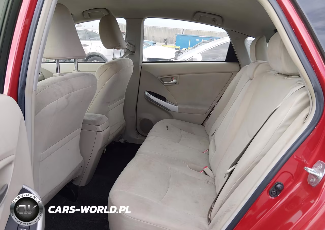 2014 Toyota Prius Two VIN:JTDKN3DU4E1779266 - 8