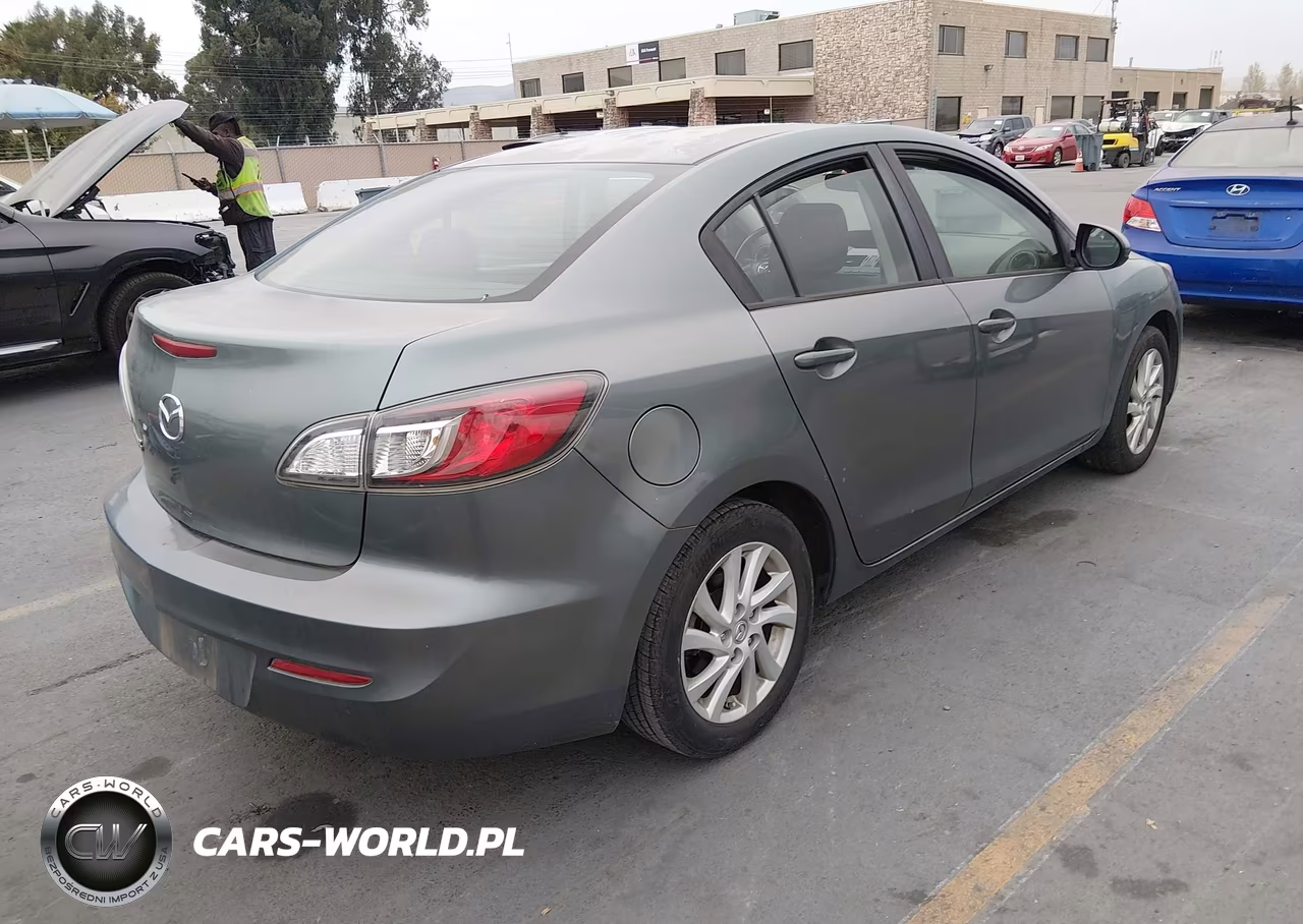2012 Mazda Mazda3 I Touring VIN:JM1BL1VG6C1505986 - 4