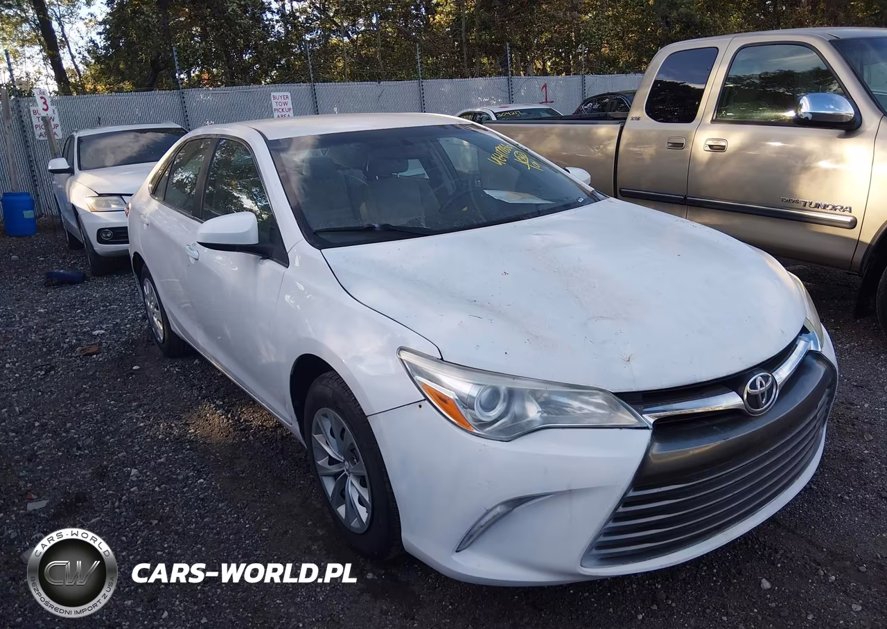 2017 Toyota Camry Le – zdjęcie 1 z 17