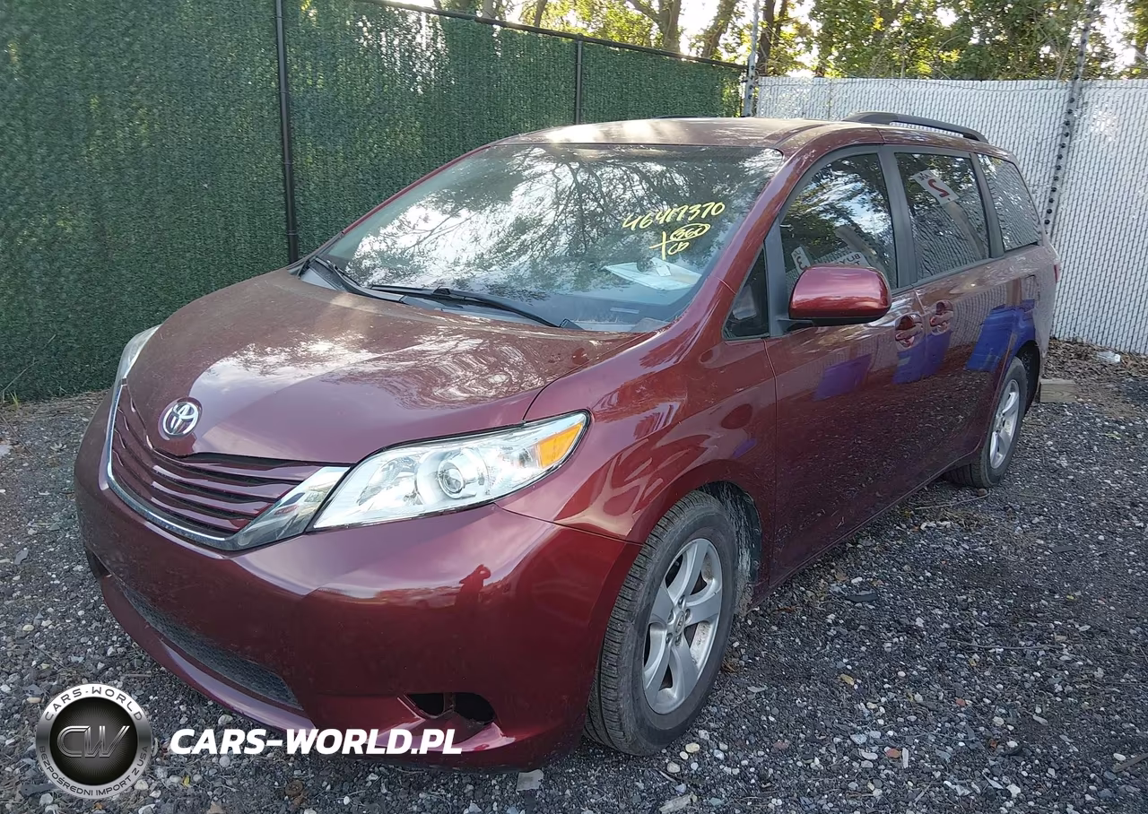 2017 Toyota Sienna Le 8 Passenger VIN:5TDKZ3DC2HS792133 - 2