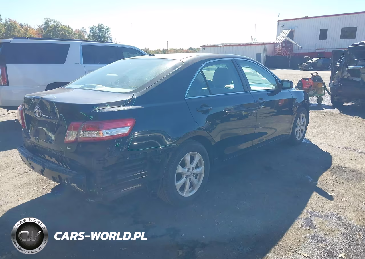 2010 Toyota Camry Le VIN:4T1BF3EK8AU049097 - 4
