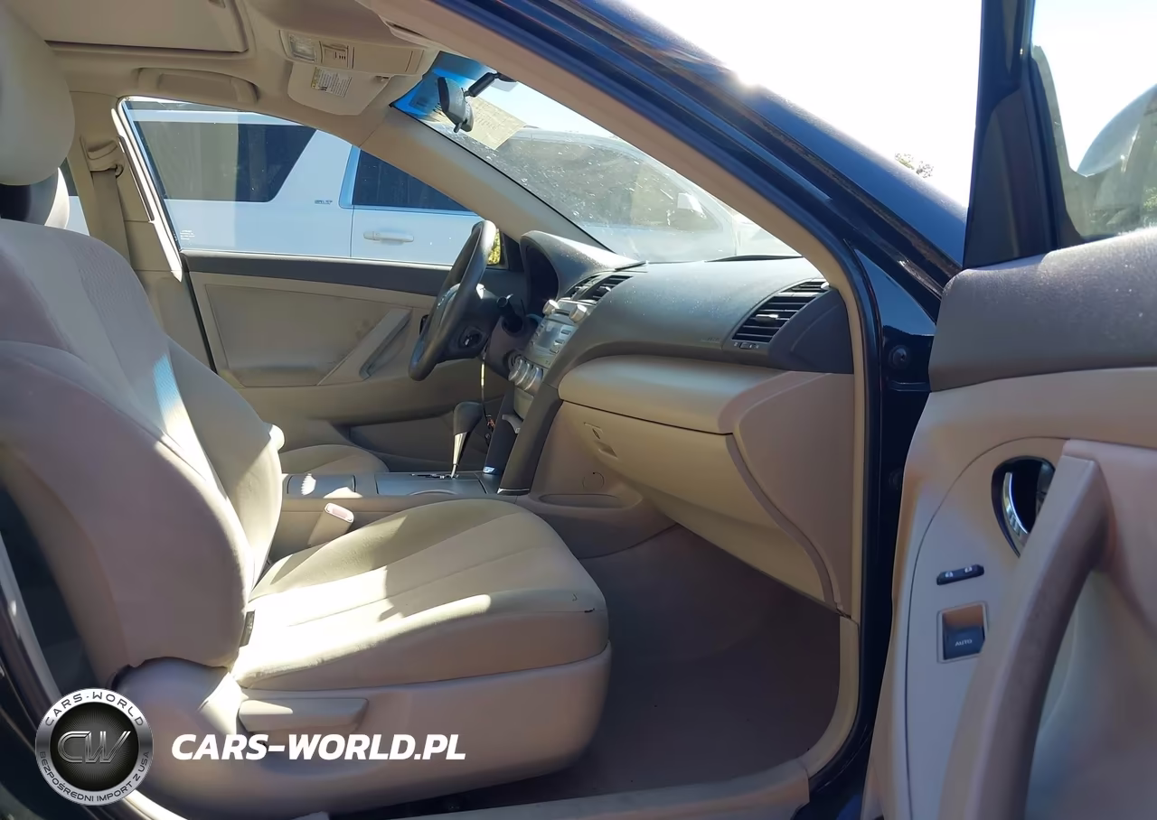 2010 Toyota Camry Le VIN:4T1BF3EK8AU049097 - 5