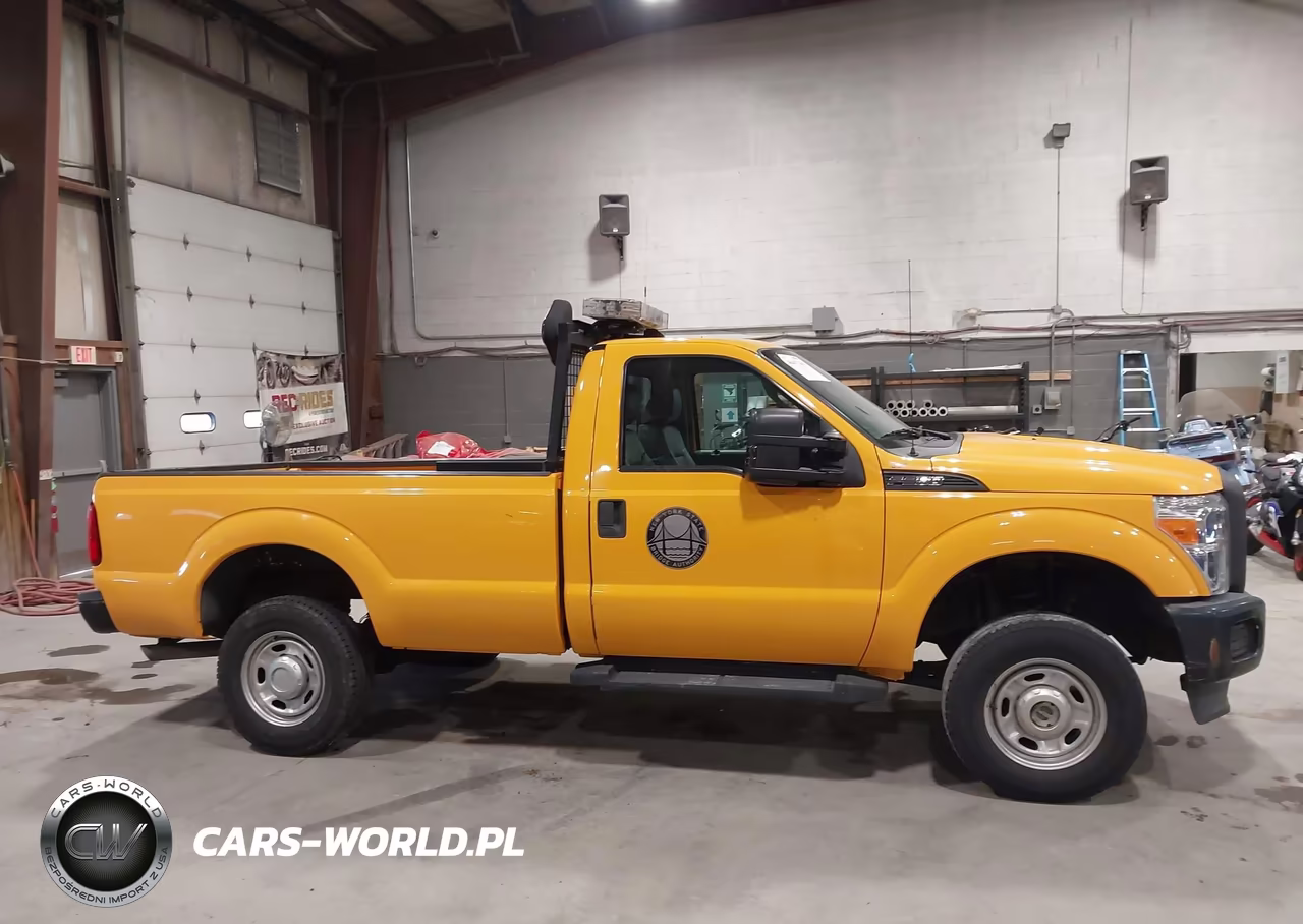 2015 Ford Super Duty F-250 Srw Xl VIN:1FTBF2B61FEA42399 - 13
