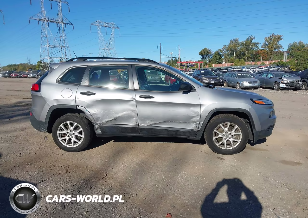2015 Jeep Cherokee Sport VIN:1C4PJMAB0FW588801 - 13