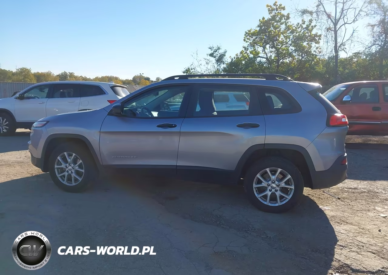 2015 Jeep Cherokee Sport VIN:1C4PJMAB0FW588801 - 14