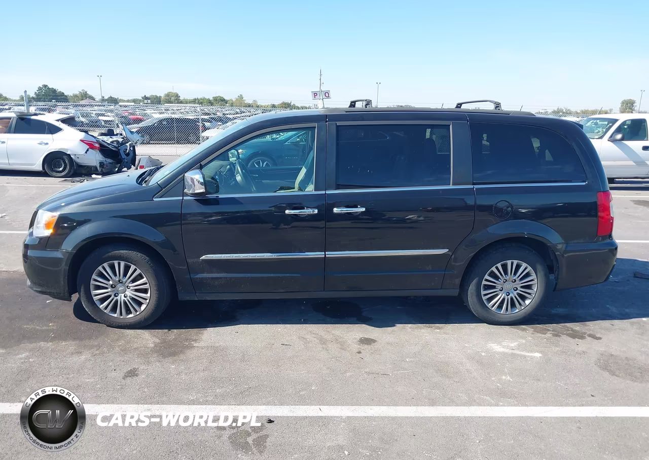 2014 Chrysler Town & Country Touring-L VIN:2C4RC1CG4ER144502 - 13