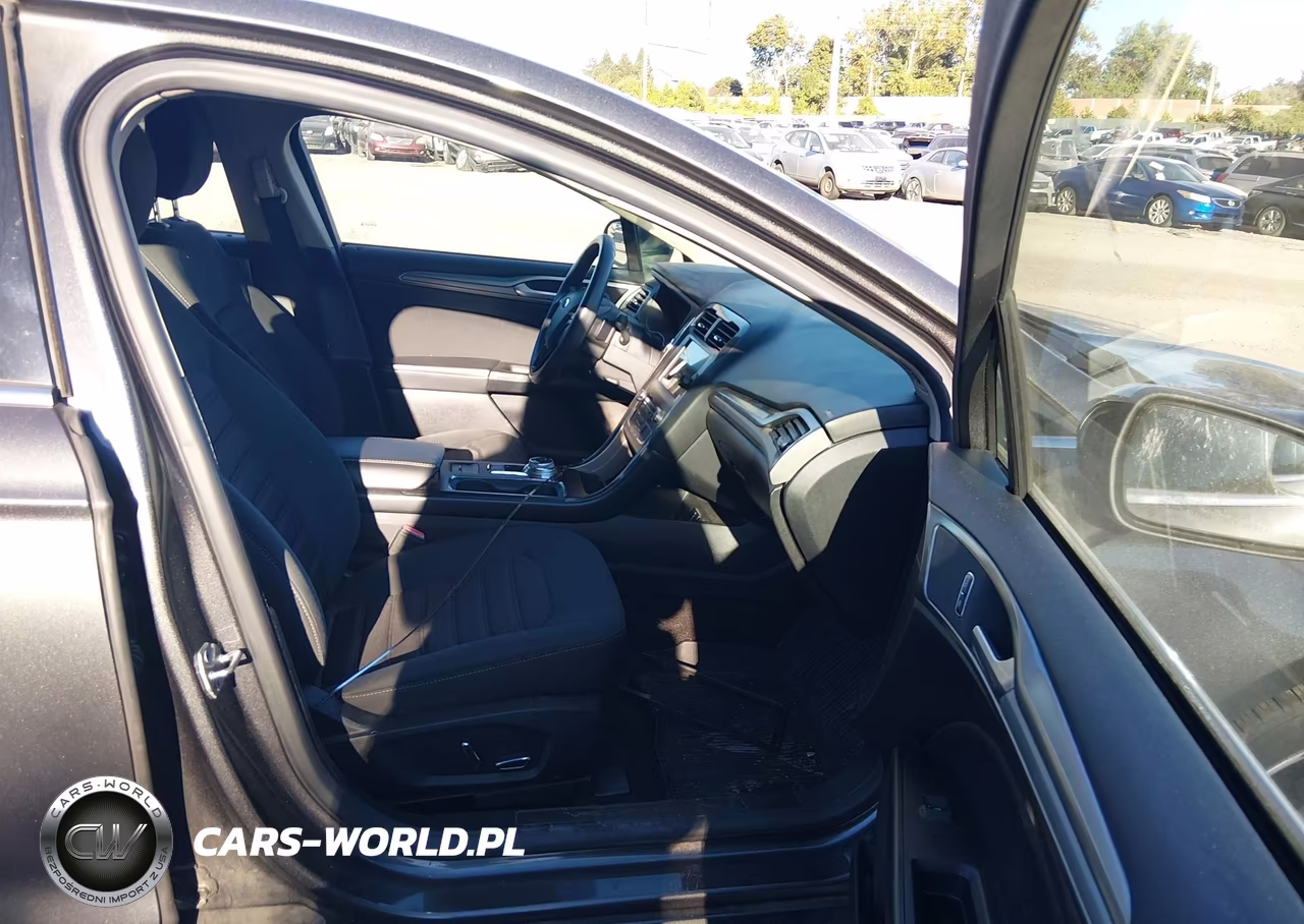 2018 Ford Fusion Se VIN:3FA6P0HD8JR199934 - 5
