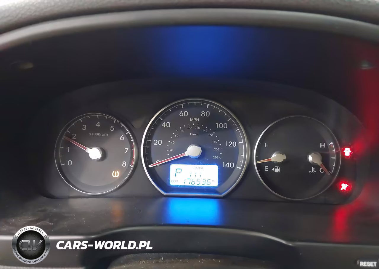 2011 Hyundai Santa Fe Limited V6 VIN:5XYZK4AG6BG072547 - 7