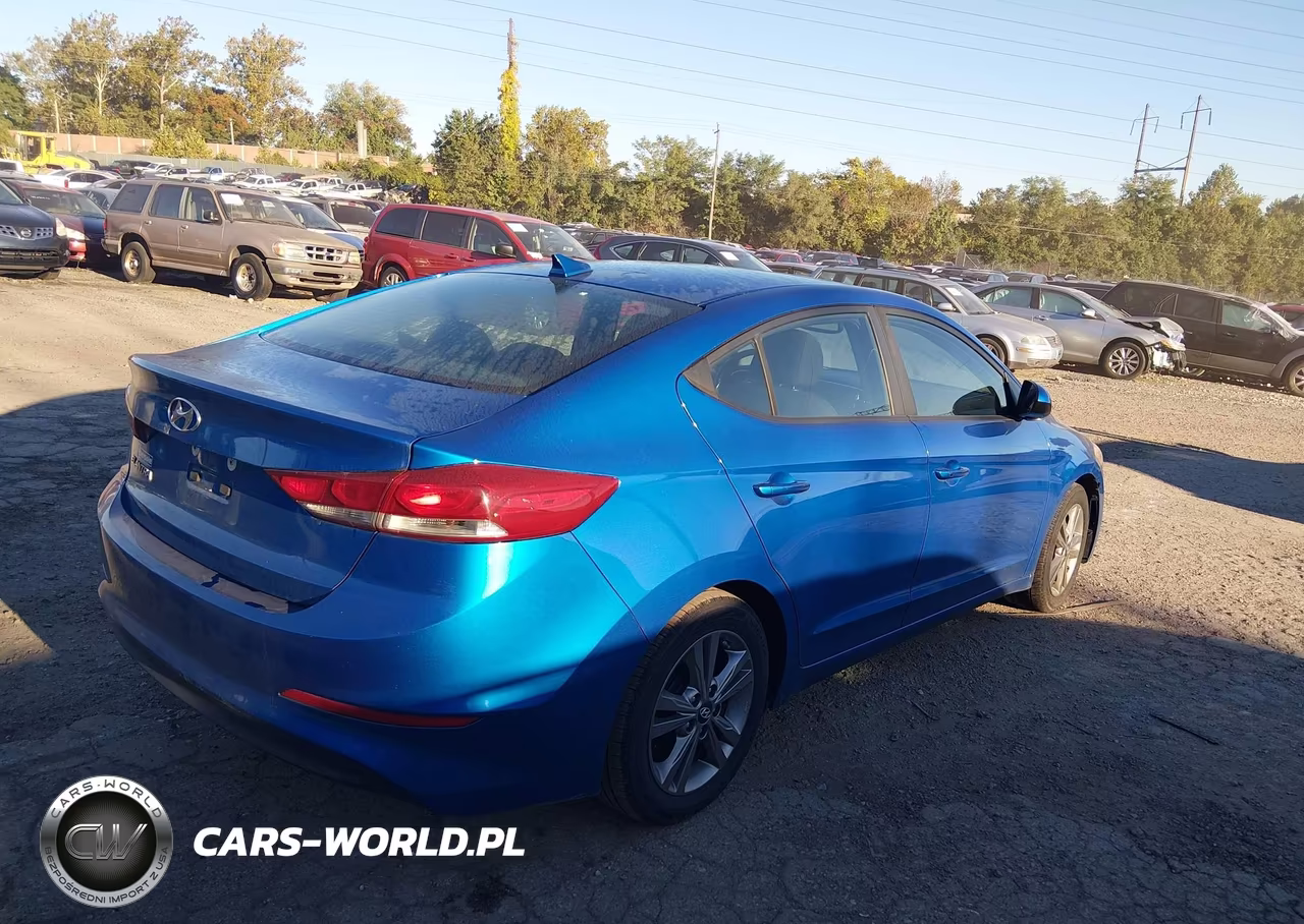 2017 Hyundai Elantra Value Edition VIN:KMHD84LF6HU378521 - 4