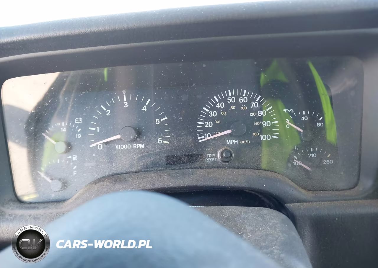 2000 Jeep Cherokee Classic VIN:1J4FF58S9YL140631 - 7