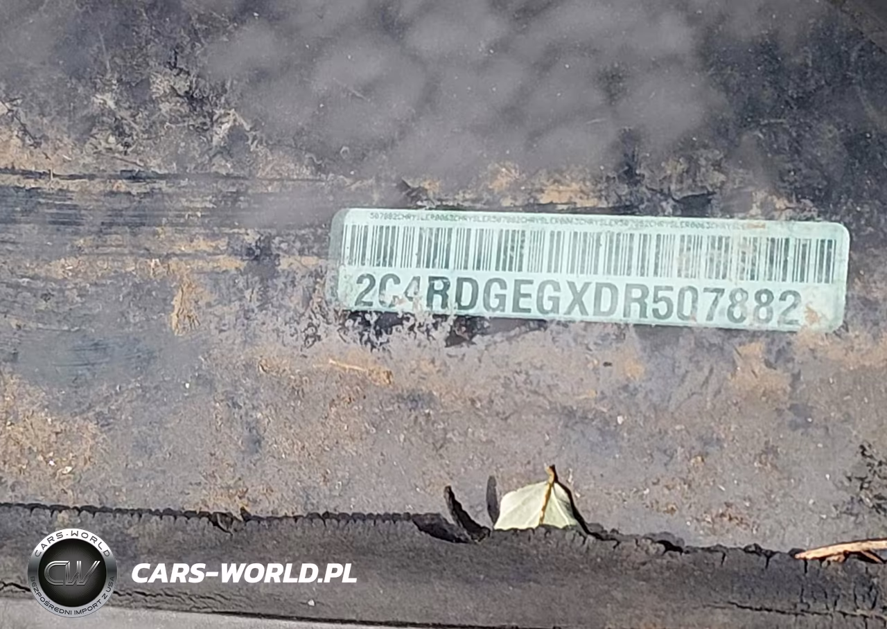 2013 Dodge Grand Caravan R-T VIN:2C4RDGEGXDR507882 - 17