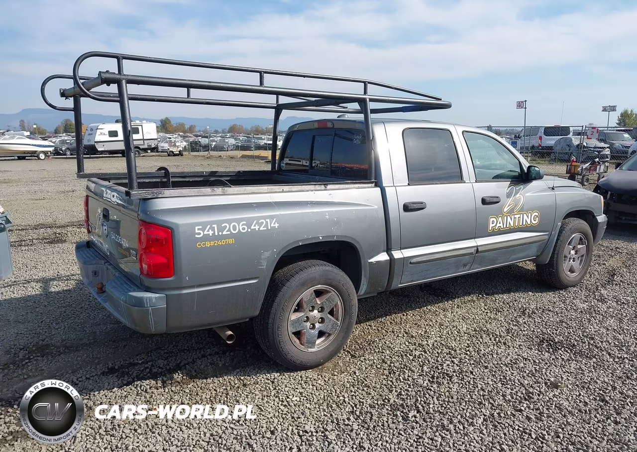 2005 Dodge Dakota Laramie VIN:1D7HE58N95S165113 - 4