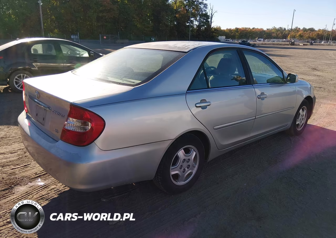 2002 Toyota Camry Le V6 VIN:4T1BF32K62U531069 - 4