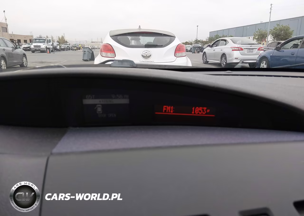 2010 Mazda Mazda3 S Sport VIN:JM1BL1H6XA1140521 - 12