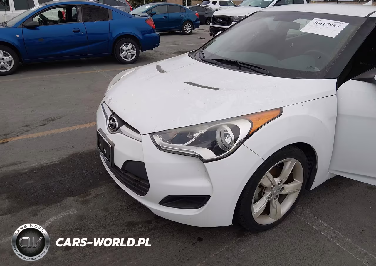 2015 Hyundai Veloster VIN:KMHTC6ADXFU235558 - 6
