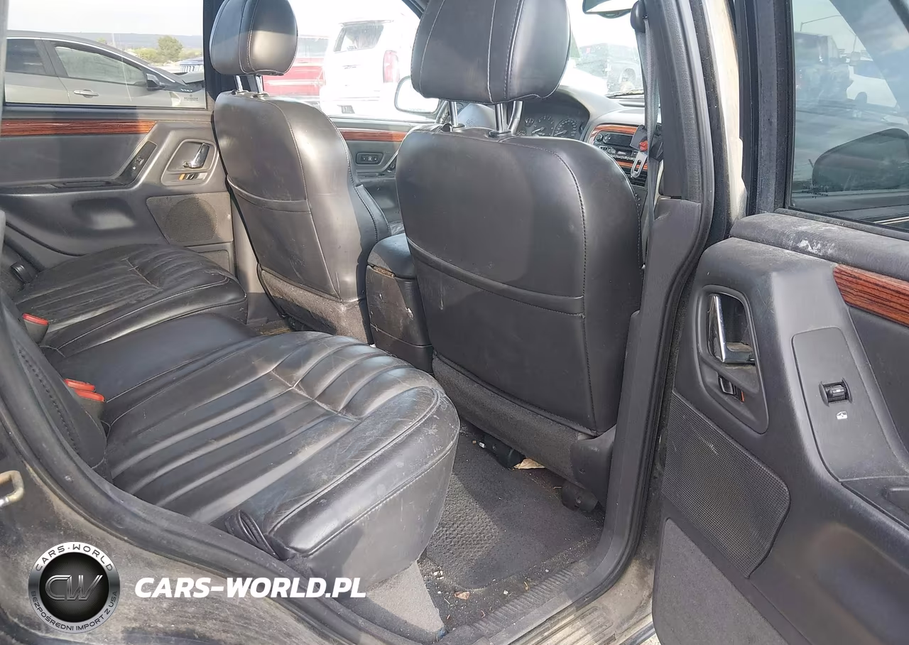 1999 Jeep Grand Cherokee Limited VIN:1J4GW68N5XC808864 - 8