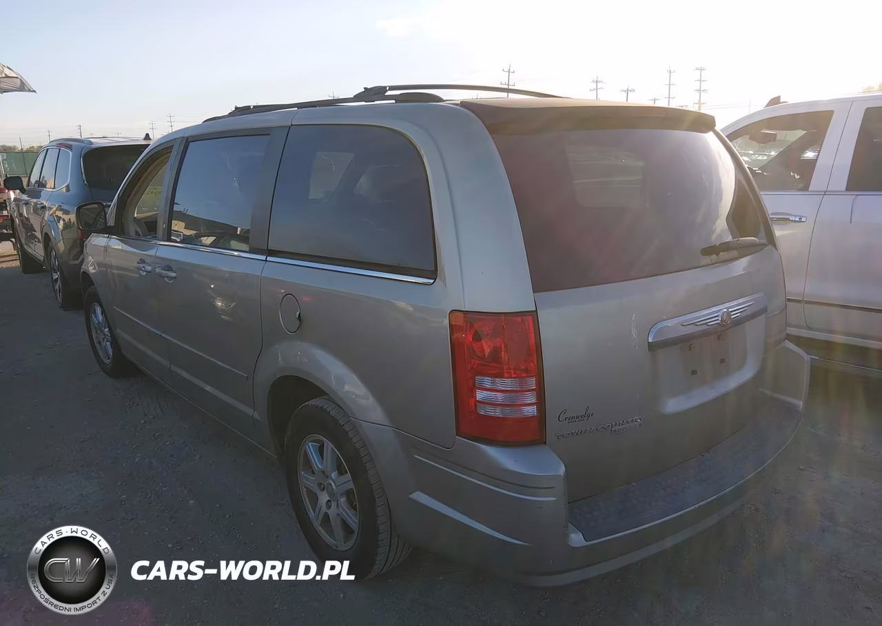 2008 Chrysler Town & Country Touring VIN:2A8HR54P58R609804 - 3