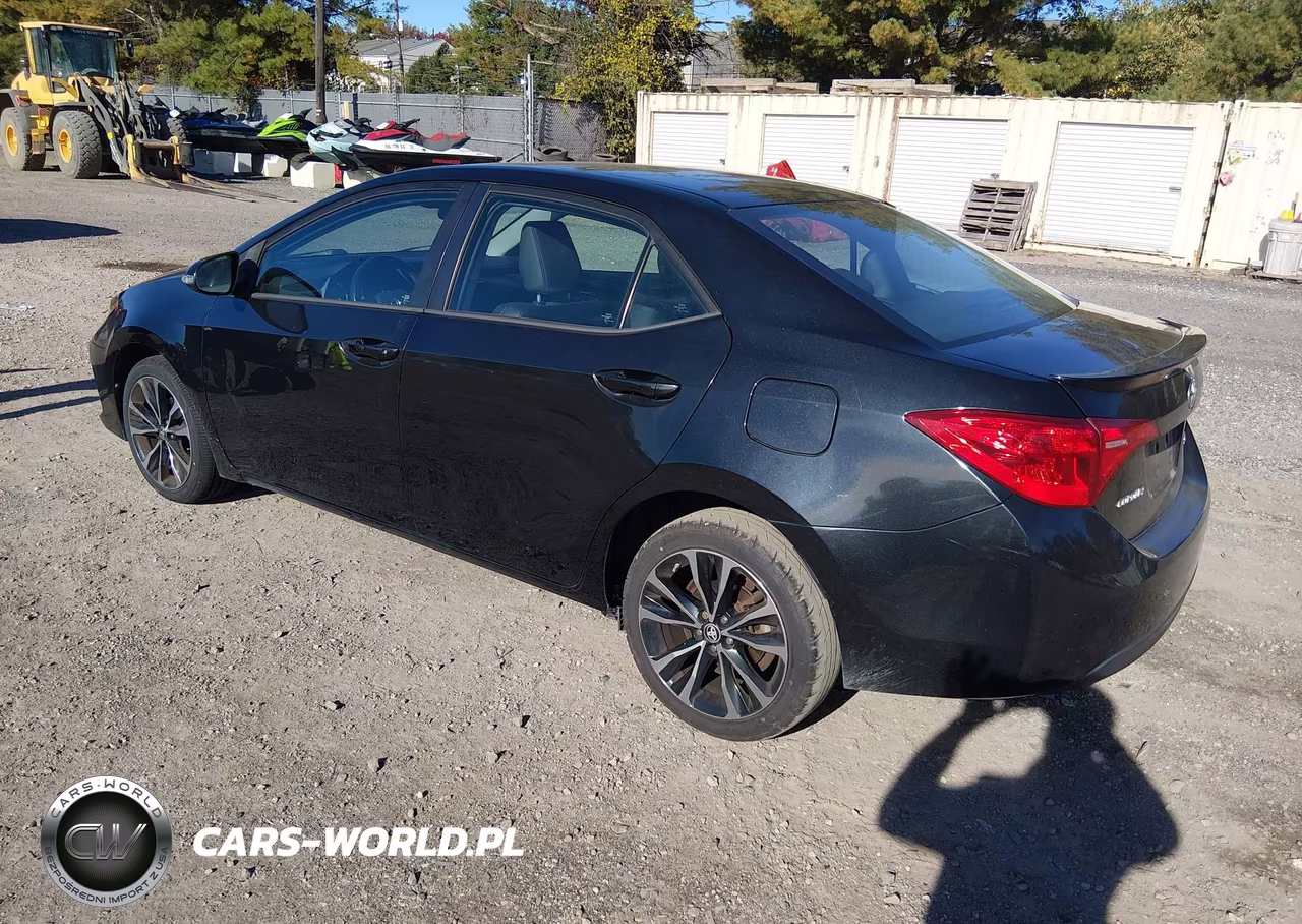 2017 Toyota Corolla Se VIN:2T1BURHE0HC872942 - 3
