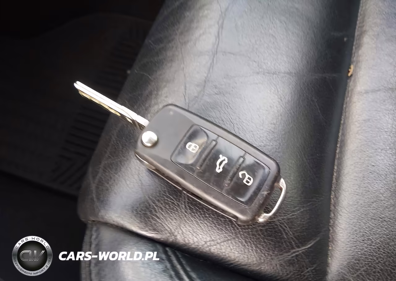 2011 Volkswagen Tiguan S VIN:WVGBV7AX0BW538451 - 11