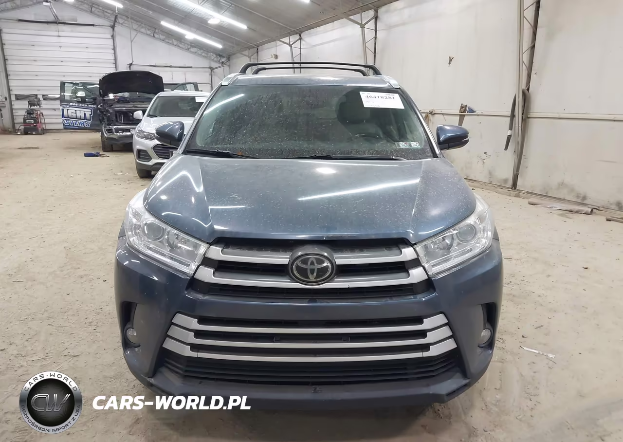 2018 Toyota Highlander Xle VIN:5TDJZRFH1JS499496 - 12